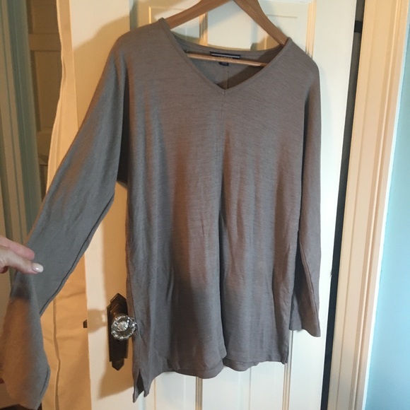 Tan Sweater, Lands End - Picture 2 of 5